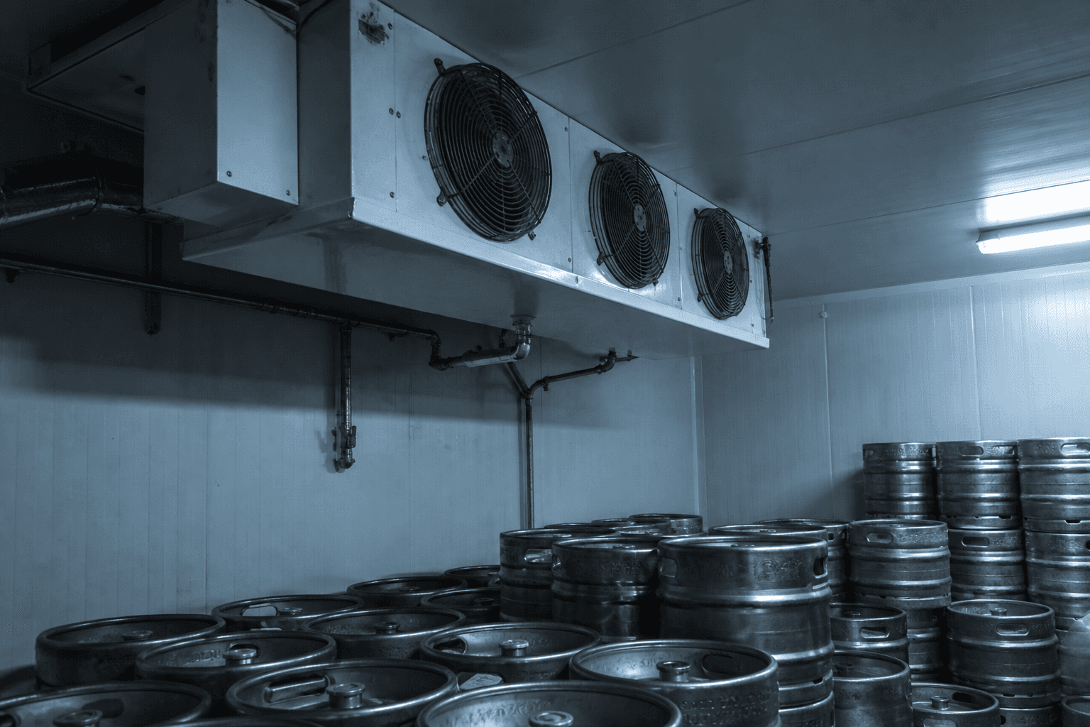 Specialist cellar cooling unit in a commercial premises